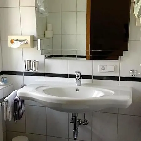 Haus Diana Frühstückspension 3*