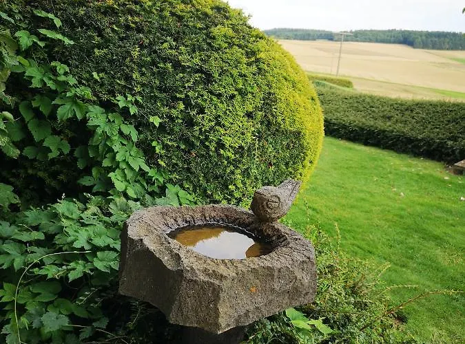 לינה וארוחת בוקר Haus Diana